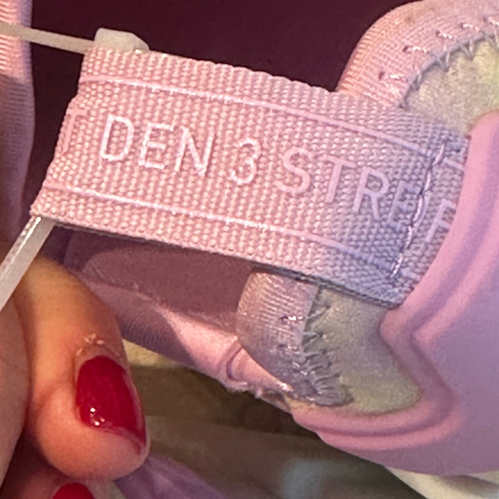 Adidas NMD_R1 Pastel Pink Tie Dye Fits Women’s 7 - 7.5 or Youth 6Y Big Girl NWT - Picture 11 of 12